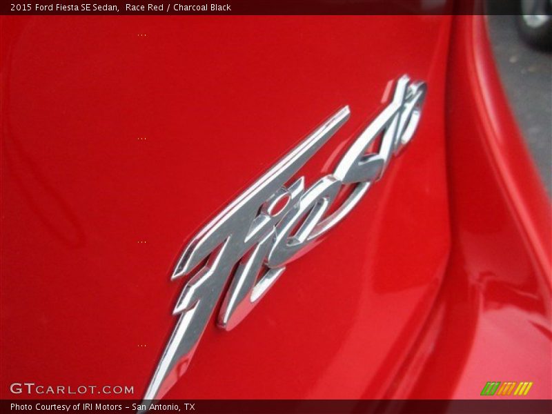 Race Red / Charcoal Black 2015 Ford Fiesta SE Sedan