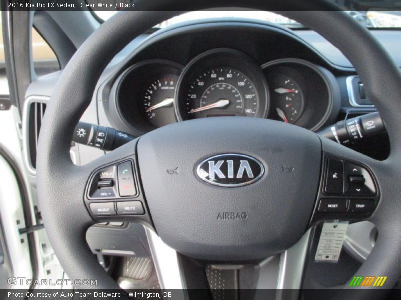 Clear White / Black 2016 Kia Rio LX Sedan