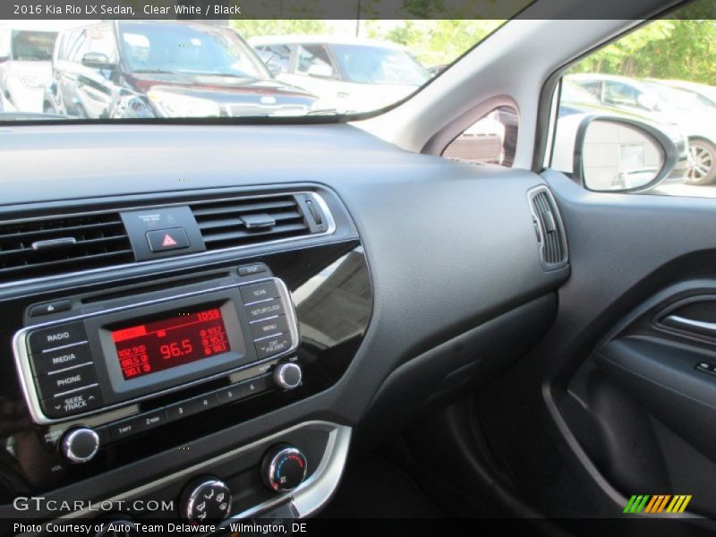 Clear White / Black 2016 Kia Rio LX Sedan