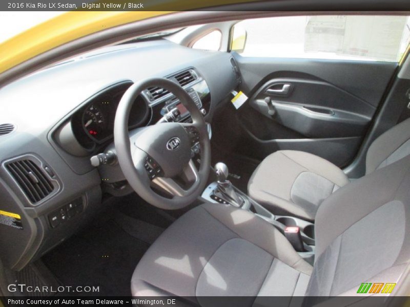 Black Interior - 2016 Rio LX Sedan 