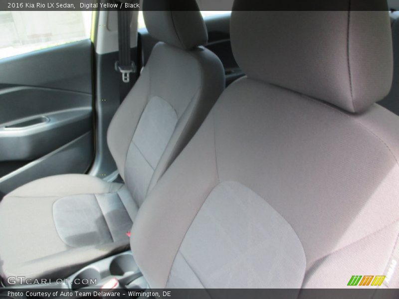 Front Seat of 2016 Rio LX Sedan