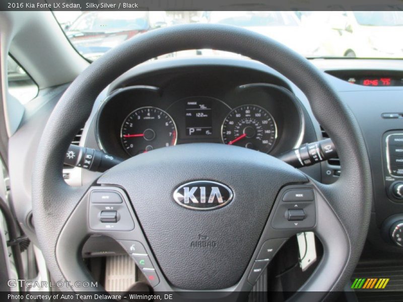 Silky Silver / Black 2016 Kia Forte LX Sedan