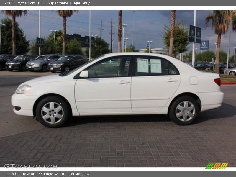  2005 Corolla LE Super White