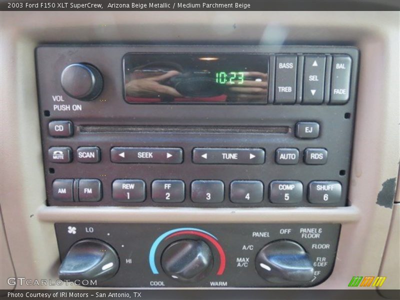Arizona Beige Metallic / Medium Parchment Beige 2003 Ford F150 XLT SuperCrew