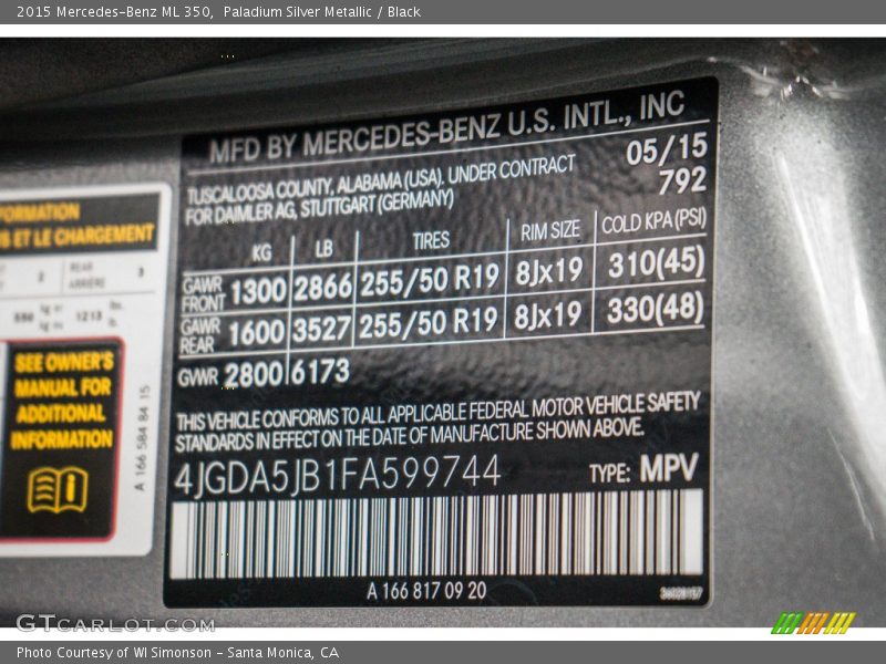 Paladium Silver Metallic / Black 2015 Mercedes-Benz ML 350