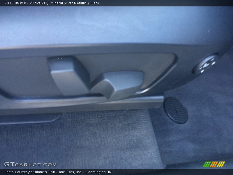 Mineral Silver Metallic / Black 2013 BMW X3 xDrive 28i