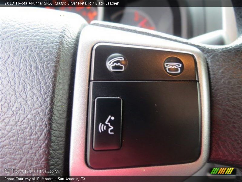 Classic Silver Metallic / Black Leather 2013 Toyota 4Runner SR5