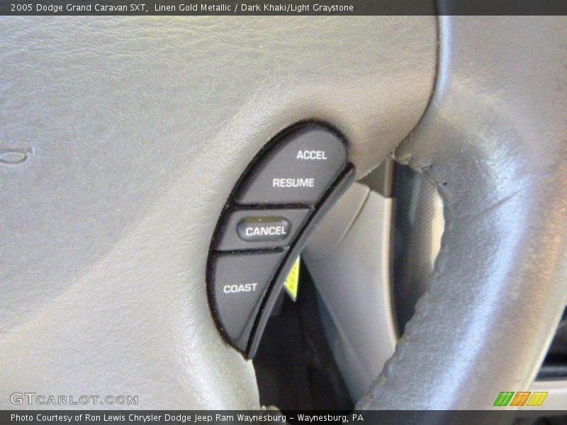 Linen Gold Metallic / Dark Khaki/Light Graystone 2005 Dodge Grand Caravan SXT