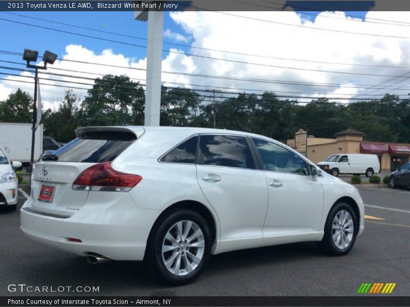 Blizzard White Pearl / Ivory 2013 Toyota Venza LE AWD