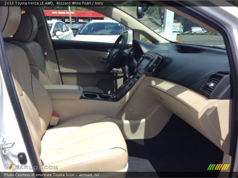 Blizzard White Pearl / Ivory 2013 Toyota Venza LE AWD