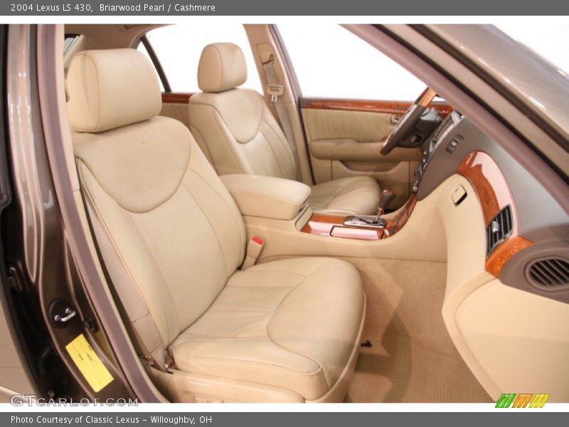 Front Seat of 2004 LS 430