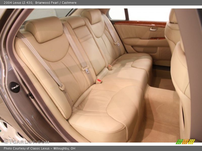 Rear Seat of 2004 LS 430