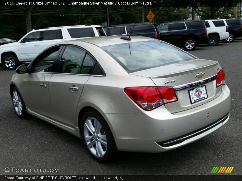 Champagne Silver Metallic / Cocoa/Light Neutral 2016 Chevrolet Cruze Limited LTZ