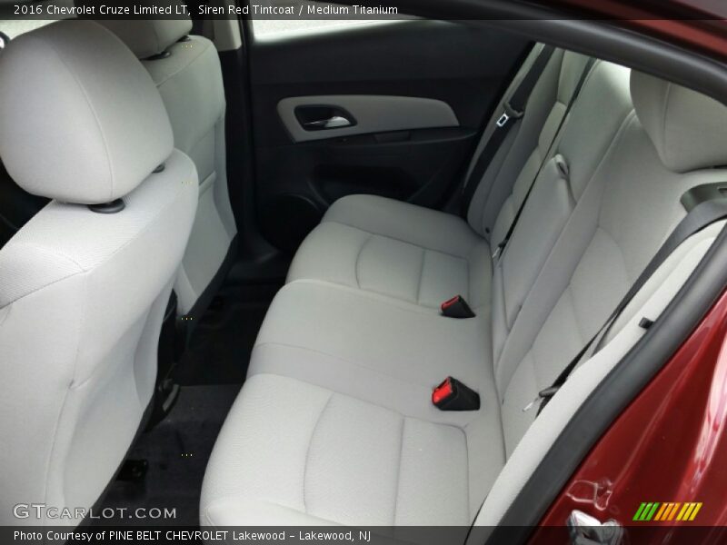 Siren Red Tintcoat / Medium Titanium 2016 Chevrolet Cruze Limited LT