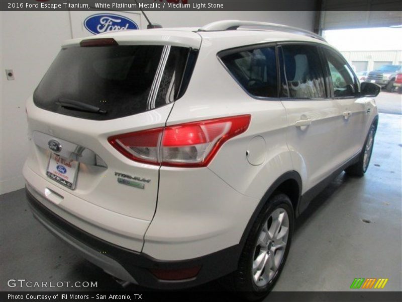 White Platinum Metallic / Medium Light Stone 2016 Ford Escape Titanium