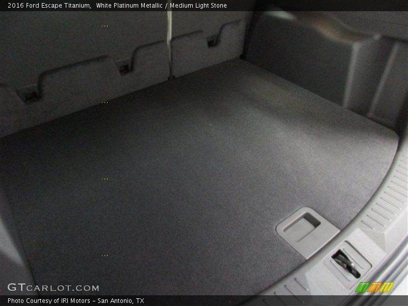 White Platinum Metallic / Medium Light Stone 2016 Ford Escape Titanium