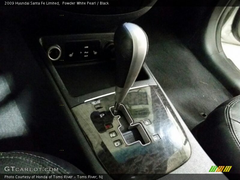 Powder White Pearl / Black 2009 Hyundai Santa Fe Limited