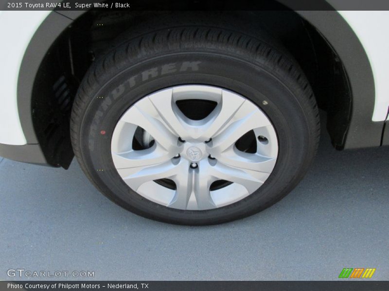 Super White / Black 2015 Toyota RAV4 LE