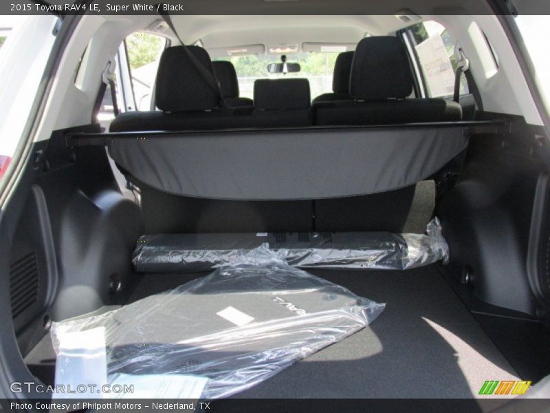 Super White / Black 2015 Toyota RAV4 LE