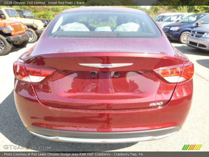 Velvet Red Pearl / Black 2016 Chrysler 200 Limited
