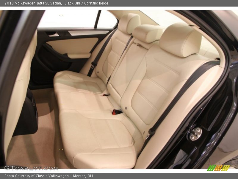 Black Uni / Cornsilk Beige 2013 Volkswagen Jetta SE Sedan