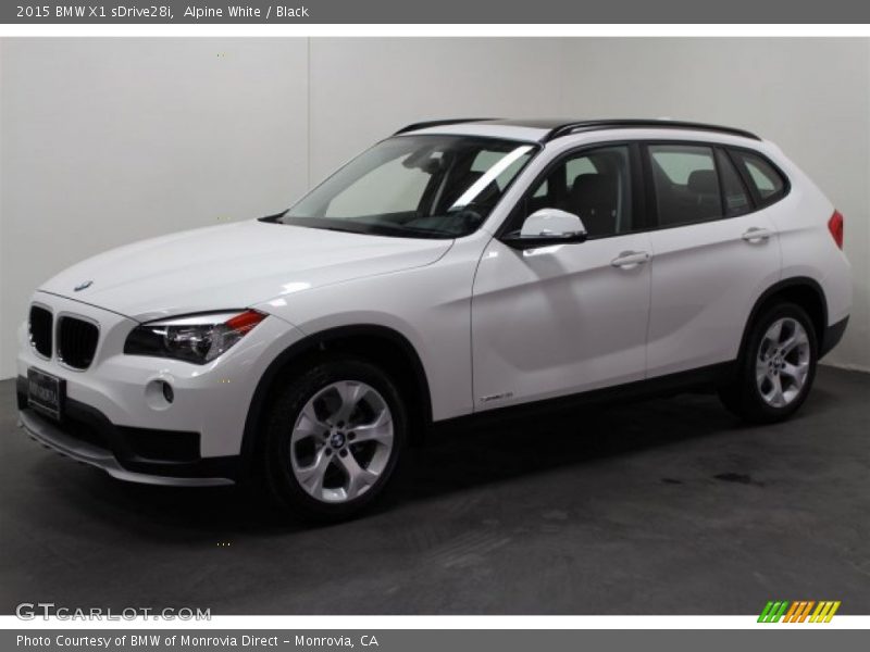 Alpine White / Black 2015 BMW X1 sDrive28i