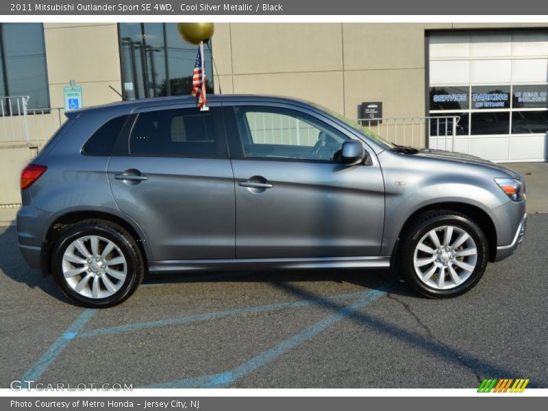 Cool Silver Metallic / Black 2011 Mitsubishi Outlander Sport SE 4WD