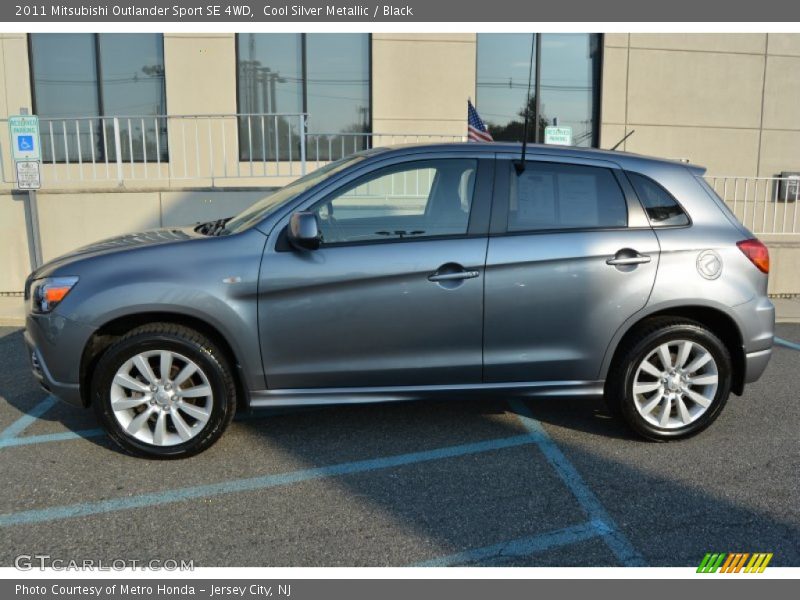 Cool Silver Metallic / Black 2011 Mitsubishi Outlander Sport SE 4WD