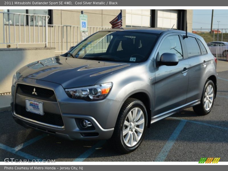 Cool Silver Metallic / Black 2011 Mitsubishi Outlander Sport SE 4WD