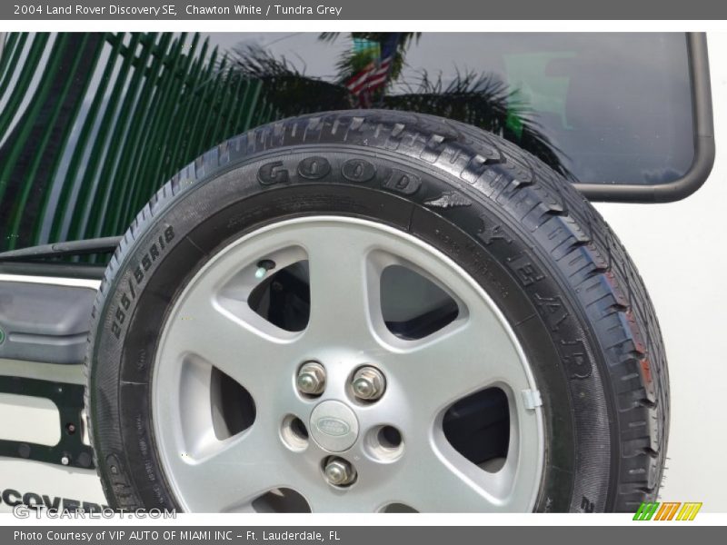 Chawton White / Tundra Grey 2004 Land Rover Discovery SE