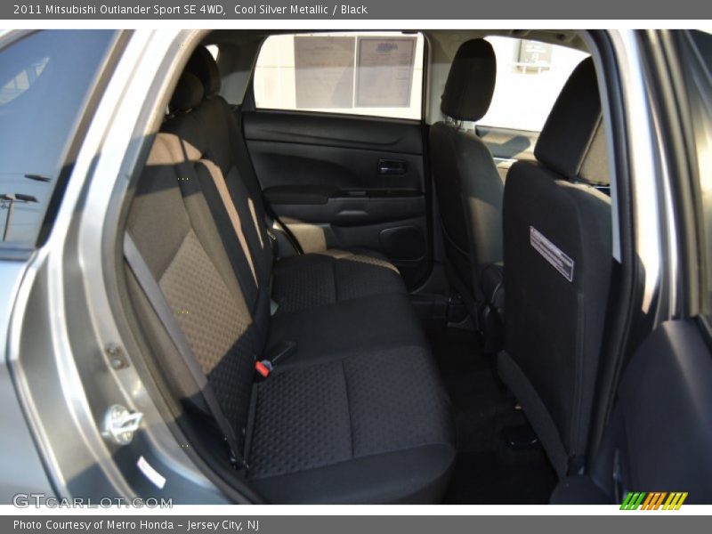 Cool Silver Metallic / Black 2011 Mitsubishi Outlander Sport SE 4WD