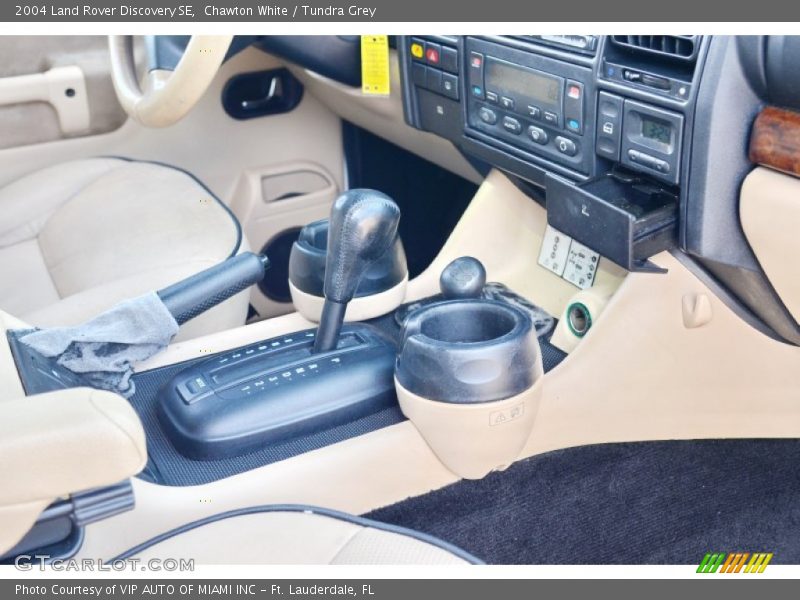 Chawton White / Tundra Grey 2004 Land Rover Discovery SE