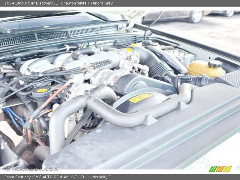 Chawton White / Tundra Grey 2004 Land Rover Discovery SE