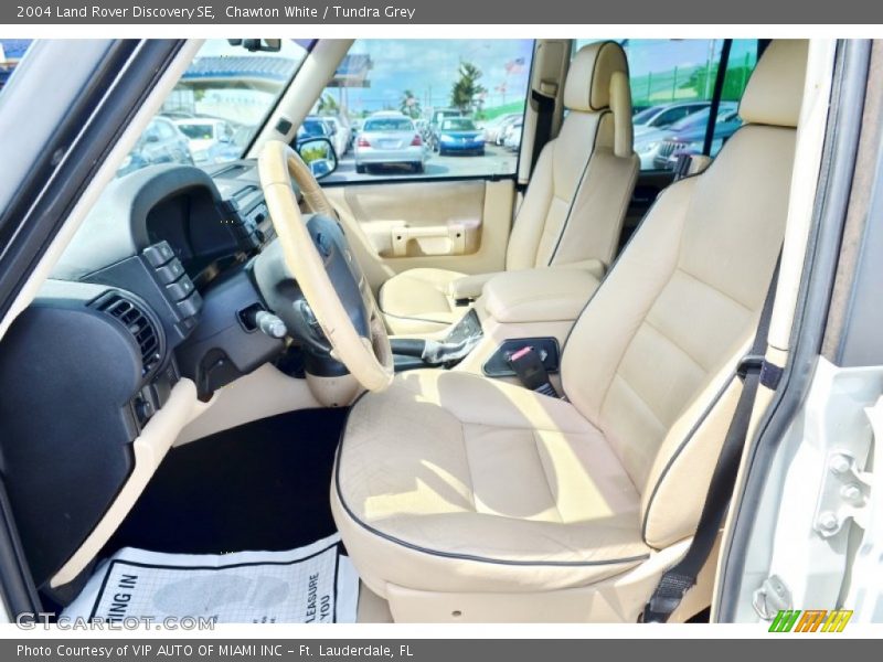 Chawton White / Tundra Grey 2004 Land Rover Discovery SE