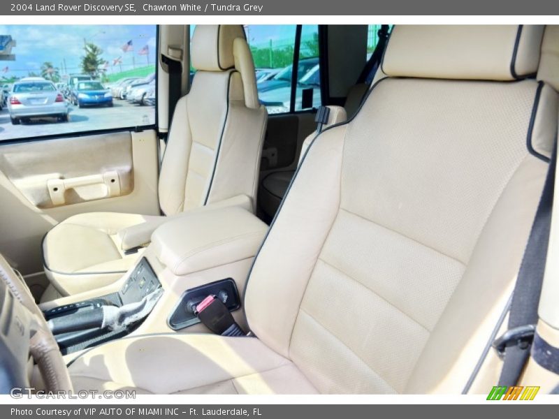Chawton White / Tundra Grey 2004 Land Rover Discovery SE