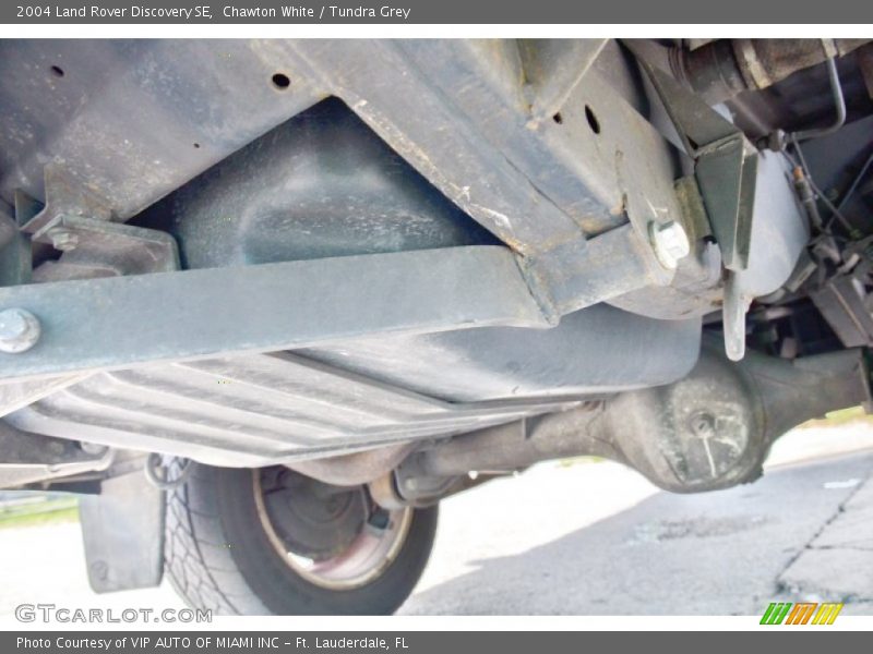 Chawton White / Tundra Grey 2004 Land Rover Discovery SE