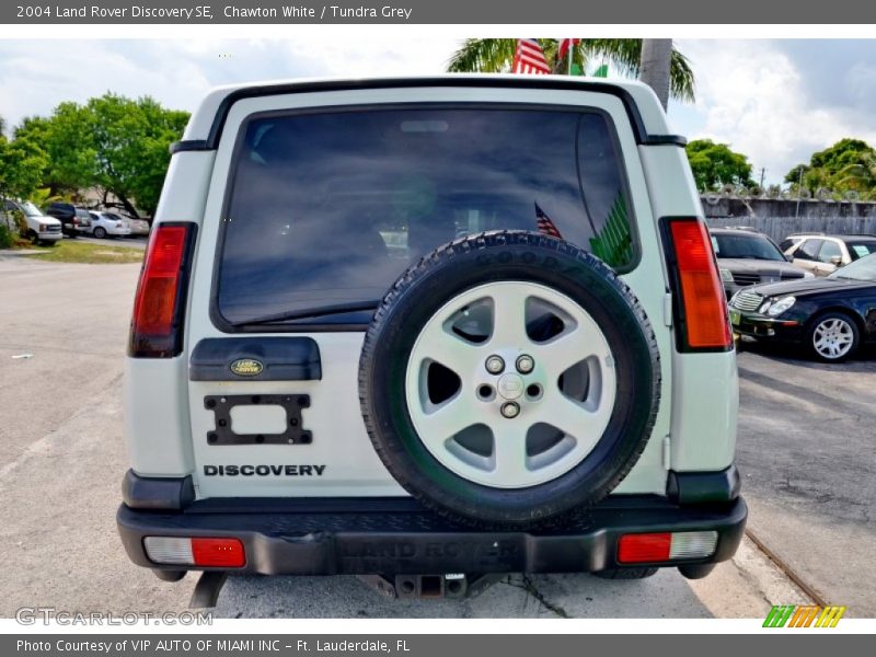 Chawton White / Tundra Grey 2004 Land Rover Discovery SE