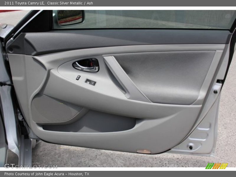 Classic Silver Metallic / Ash 2011 Toyota Camry LE