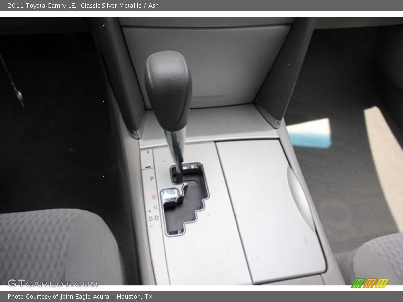 Classic Silver Metallic / Ash 2011 Toyota Camry LE