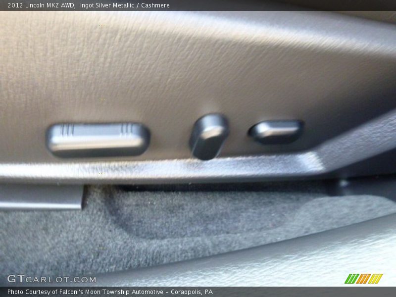 Ingot Silver Metallic / Cashmere 2012 Lincoln MKZ AWD