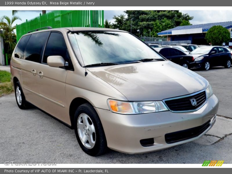 Front 3/4 View of 1999 Odyssey EX