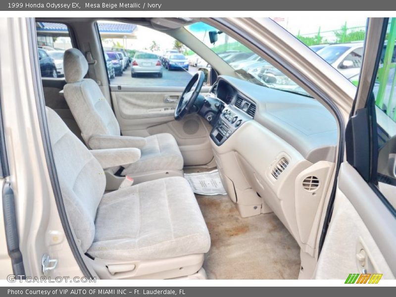 Mesa Beige Metallic / Ivory 1999 Honda Odyssey EX