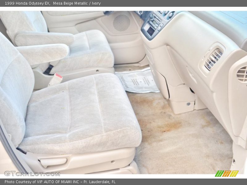 Mesa Beige Metallic / Ivory 1999 Honda Odyssey EX