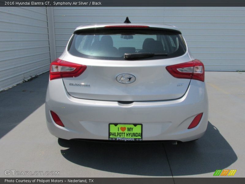 Symphony Air Silver / Black 2016 Hyundai Elantra GT
