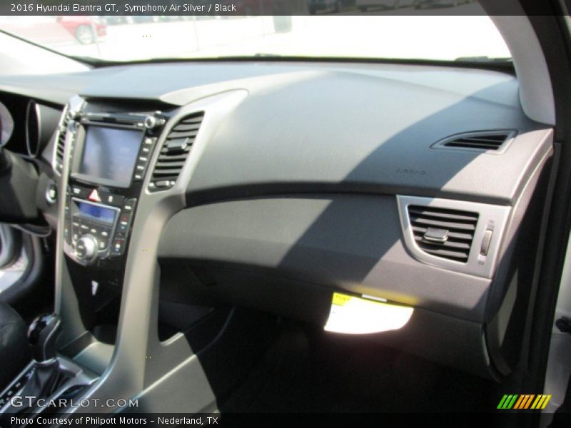 Symphony Air Silver / Black 2016 Hyundai Elantra GT