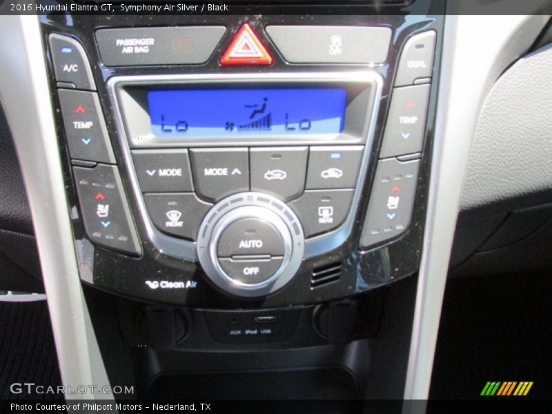 Symphony Air Silver / Black 2016 Hyundai Elantra GT