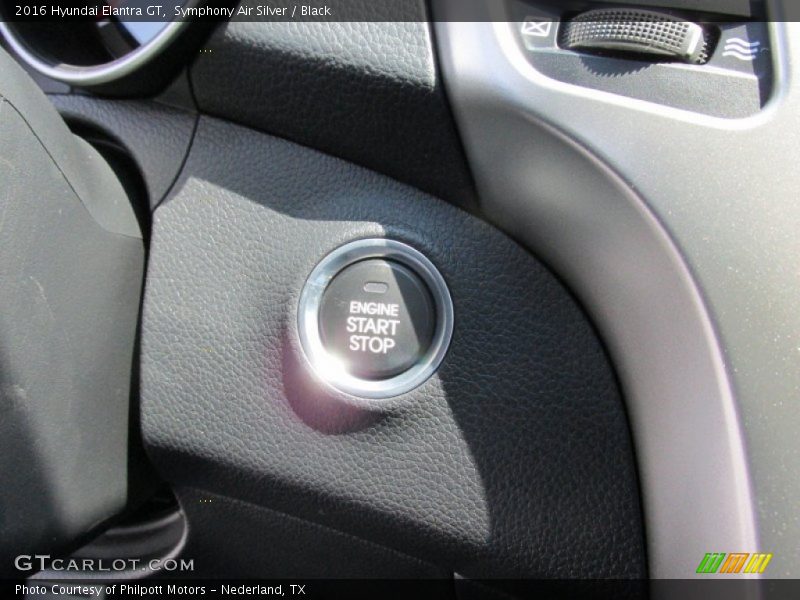 Symphony Air Silver / Black 2016 Hyundai Elantra GT