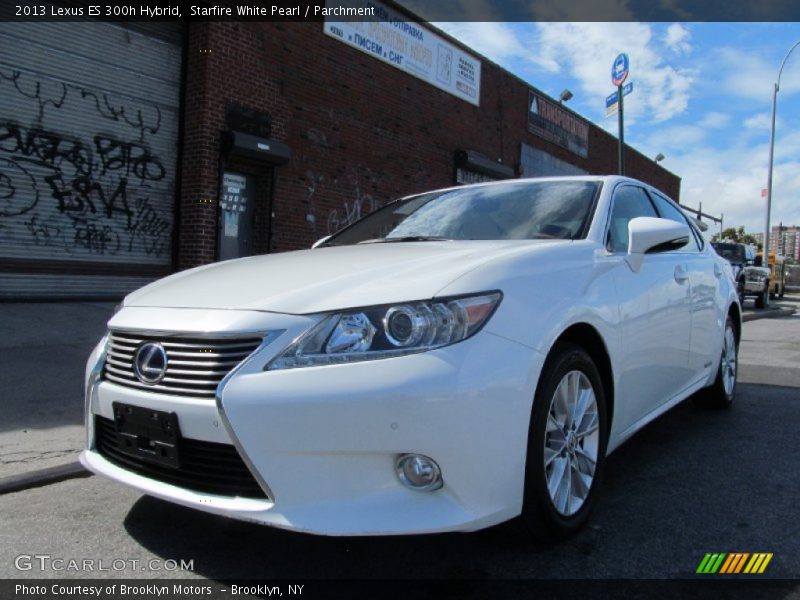 Starfire White Pearl / Parchment 2013 Lexus ES 300h Hybrid