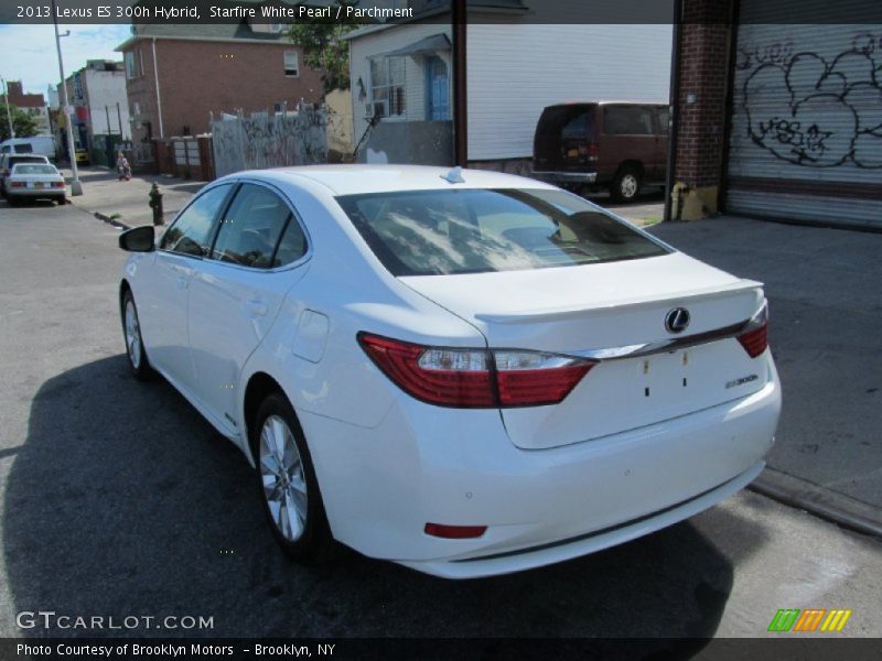 Starfire White Pearl / Parchment 2013 Lexus ES 300h Hybrid
