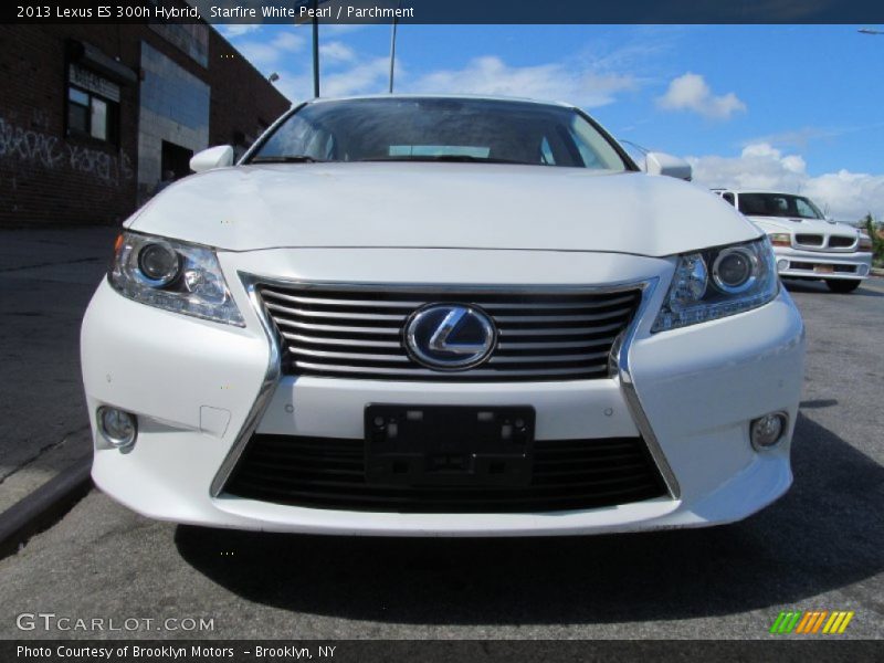 Starfire White Pearl / Parchment 2013 Lexus ES 300h Hybrid